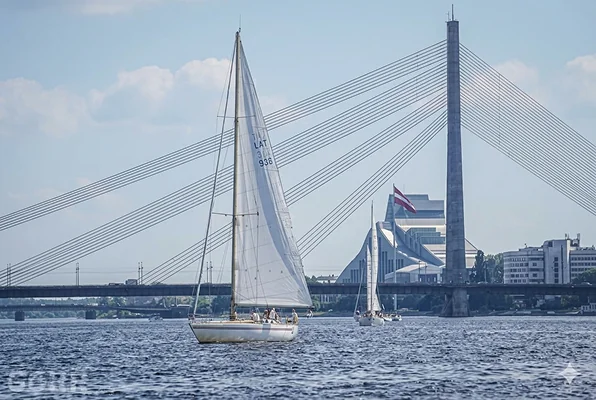 Jahtu kruīzs lielām kompānijām — līdz 35 personām