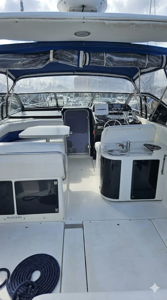 Bayliner 3555 — foto 1
