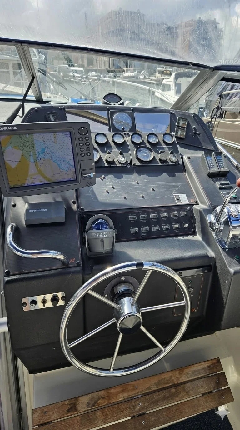 Bayliner 3555 — foto 4